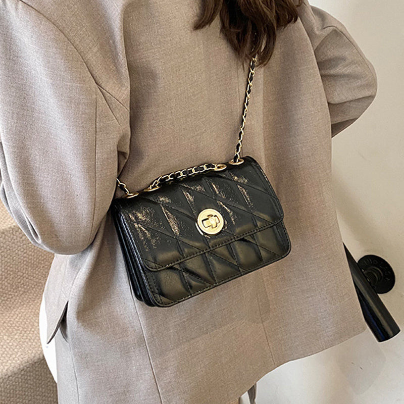 Women's Chain Crossbody Flap Bags