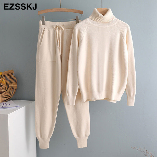 Women’s Knitted Sets