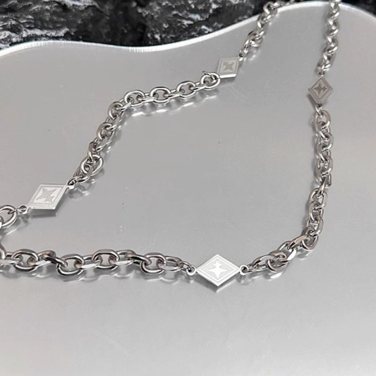 Asterism Diamond Sweater Chain