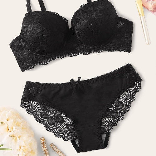 Lace Lingerie Panties & Bras Set