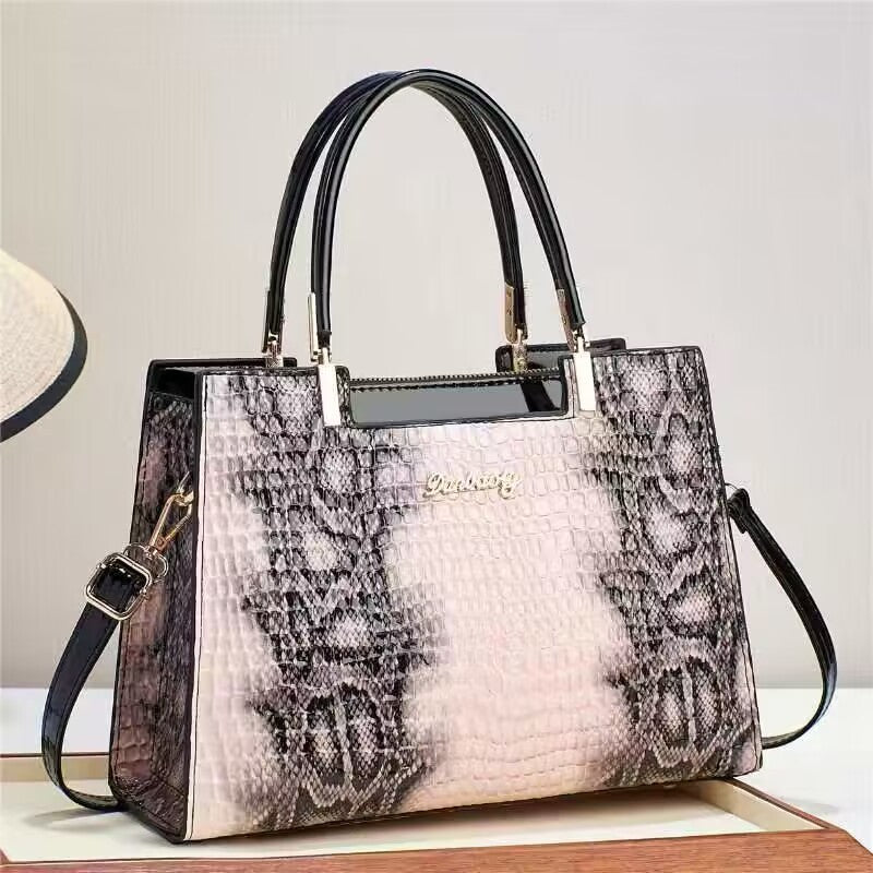 Danbooly Handbags