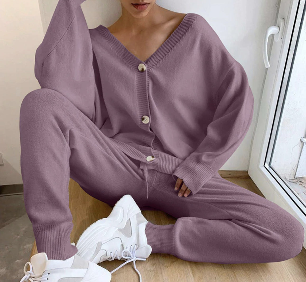Women's Knitted Suits