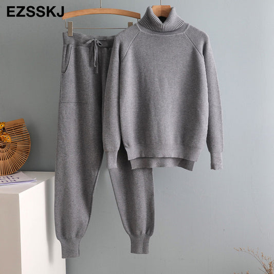 Women’s Knitted Sets